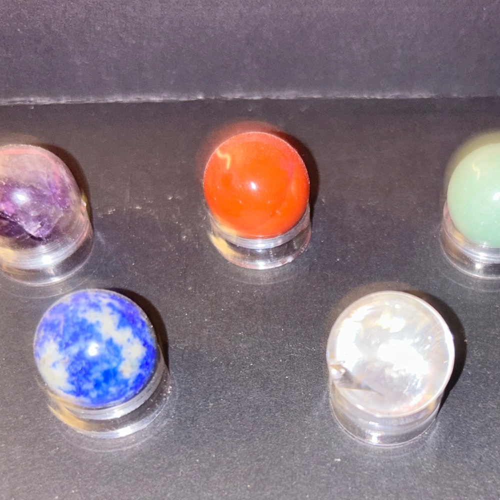 Set of crystal spheres